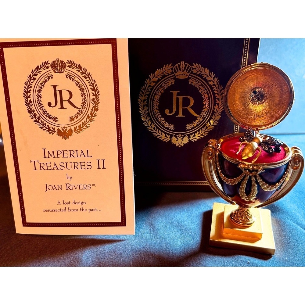 Joan Rivers Imperial Treasures II Fab Style Egg Trinket Box with Bee Pin COA